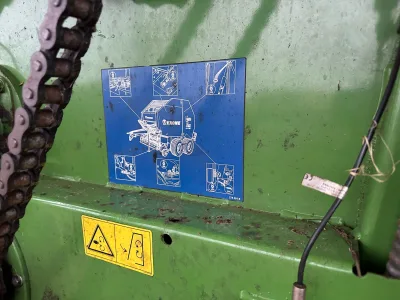 KRONE Vario Pack Multi-Cut 1800 round baler (No.J0877) for export from Japan