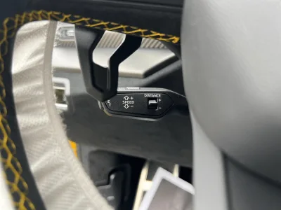 2025 Lamborghini Urus Performante: Unmatched Luxury and Performance SUV (No.960969) for export from Japan