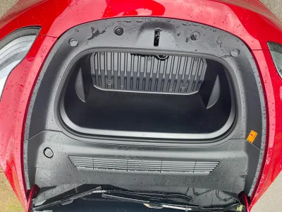 2023 Tesla Model Y (No-J0701) for export from Japan