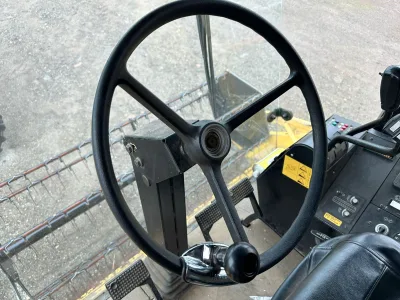 NEW HOLLAND TX36 Combine Harvester with Drivable HST control propler shaft nitrogen break system (No.J0837) for export from Japan