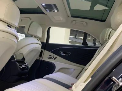 2025 Bently Flying Spur Hybrid Luxury sedan(No.940804) for export from Japan