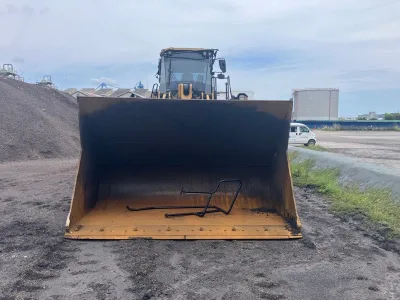 2021 CAT 966M WHEEL LOADER for export from Japan