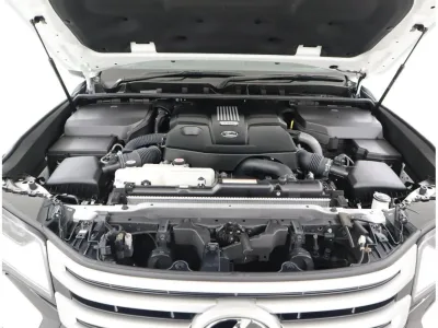 2023 Lexus LX600 EXECUTIVE Sonic Quartz 4 Seater for export from Japan