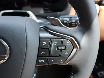 2026 Lexus LX 700h 4WD / Modellista, Mark Levinson & Rear Entertainment JDM for export from Japan