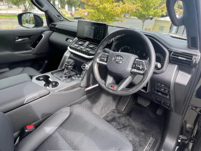 2022 Toyota LandCruiser 300 LC300 GR Sport (No.J0457) for export from Japan