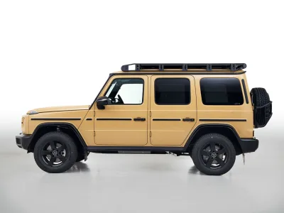 2025 Mercedes-Benz G-Class G400d AMG Line Diesel Turbo (No.960949) for export from Japan