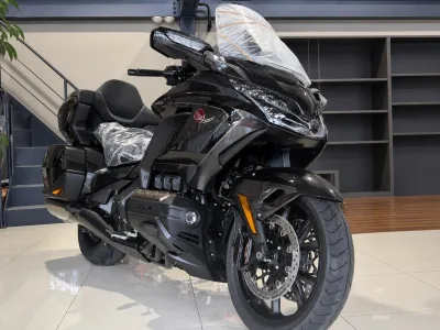 2026 Honda Gold Wing Tour 1.8L DCT for export from Japan