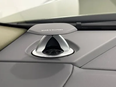 2025 Lamborghini Urus SE 4WD RHD – Verde Turbine Lucido for export from Japan