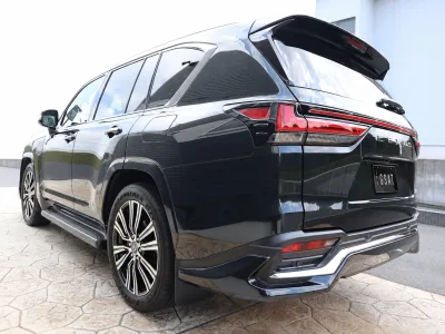 2026 Lexus LX 700h 4WD / Modellista, Mark Levinson & Rear Entertainment JDM for export from Japan