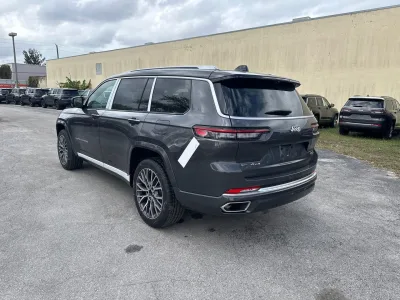 2025 RHD New Jeep Grand Cherokee L Summit Reserve 7 Seater SUV (No.390917) for export from Japan