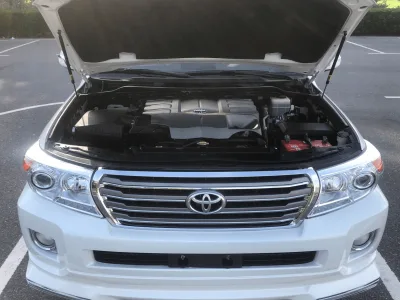 Toyota Land Cruiser VXR V8 2015 (NO-830713) for export from Japan