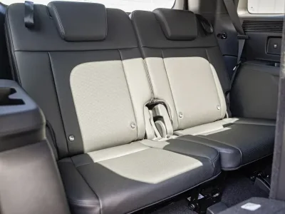 2025 Hyundai Santa Fe Hybrid Calligraphy AWD for export from Japan
