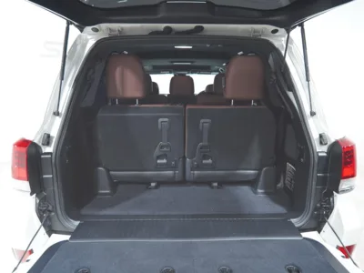 2016 Toyota Land Cruiser 200 4.6 ZX (No.960826) for export from Japan