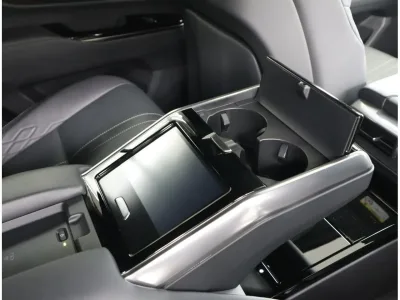2023 Lexus LX600 EXECUTIVE Sonic Quartz 4 Seater for export from Japan