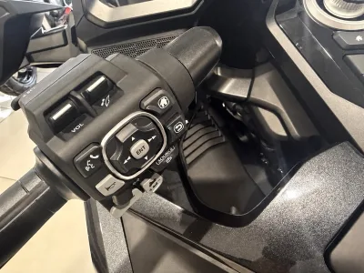 2026 Honda Gold Wing Tour 1.8L DCT for export from Japan