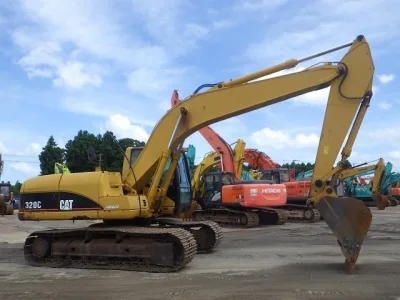 2005 CAT 320C Excavator for export from Japan