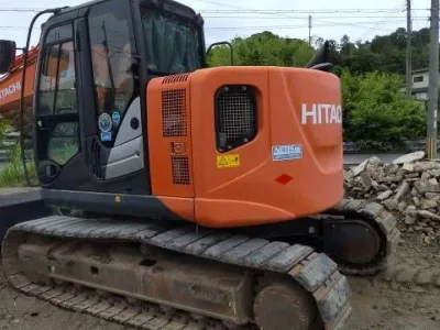 2015 Hitachi for export from Japan