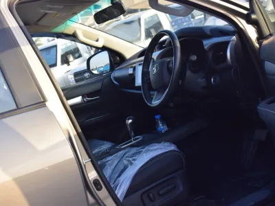 2020 Toyota Hilux Pickup  Push start leather electric Green (No.830780) for export from Japan