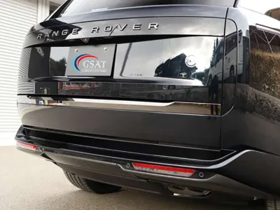 Land Rover Range Rover SV 4.4L P530 Standard Wheelbase 4WD with New Car -Black ( No-960681) for export from Japan