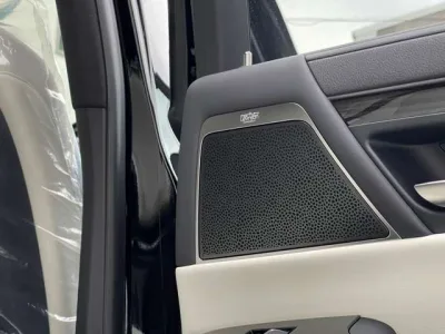 2025 Lexus LX 600 4WD M Levi White Interior SUV(No.960796) for export from Japan