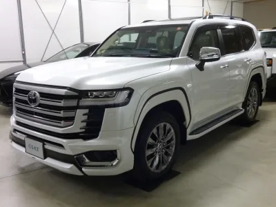 2025 TOYOTA LAND CRUISER LC300 ZX 4WD | MODELLISTA AERO for export from Japan