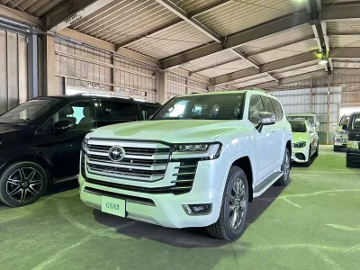 2025 Toyota Land Cruiser LC300 ZX