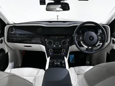 2025 ROLLS-ROYCE BLACK BADGE CULLINAN (No.109906) for export from Japan