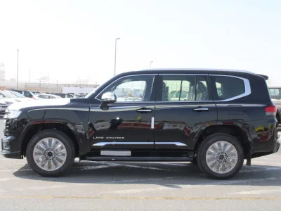 2026 Toyota Land Cruiser 300 VXR-Z Exclusive 3.3L Diesel 4WD for export from Japan