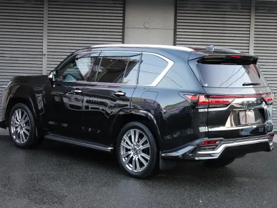 2025 Lexus LX 600 Executive AWD Levinson 4-Seater (No.960732) for export from Japan