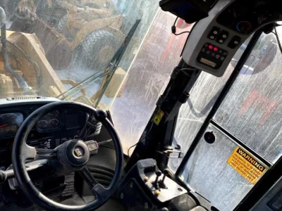2007 CAT Wheel loader Type 966H Wheel Loader for export from Japan