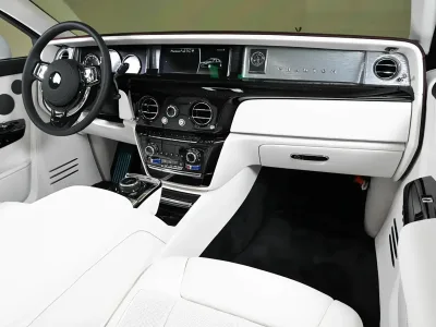 2025 Rolls-Royce Phantom The Pinnacle of Luxury and Sophistication (No.109991) for export from Japan