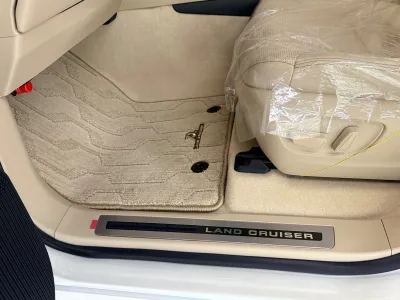  2026 TOYOTA LAND CRUISER LC300 ZX 4WD for export from Japan