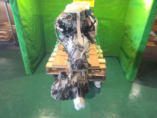Used Toyota 2KD-FTV Engine Assembly – HiAce KDH205V image 3