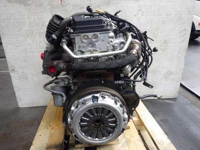 Used Nissan ZD30DDTi Engine Assembly – Caravan VWE25 image 4