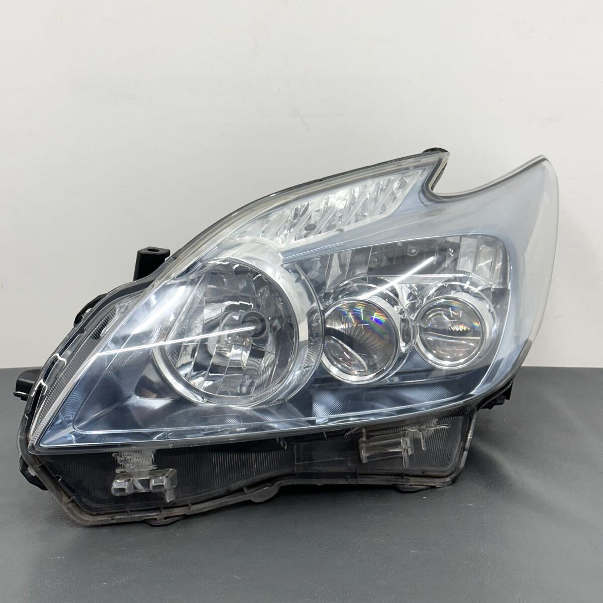 Toyota Prius ZVW30 Pre-Facelift LED Headlight Pair image 3