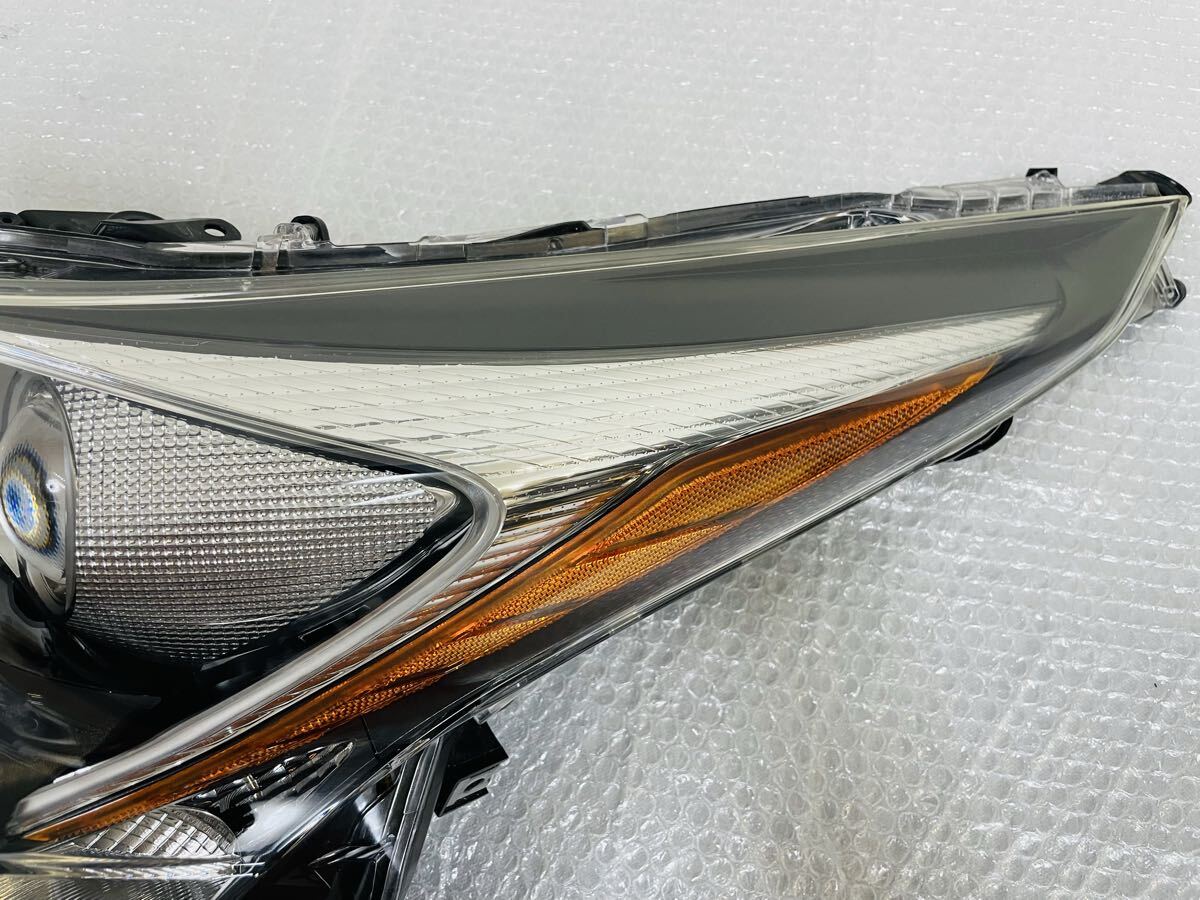 Toyota Prius ZVW50 / ZVW51 / ZVW55 Pre-Facelift LED Headlight Pair image 3