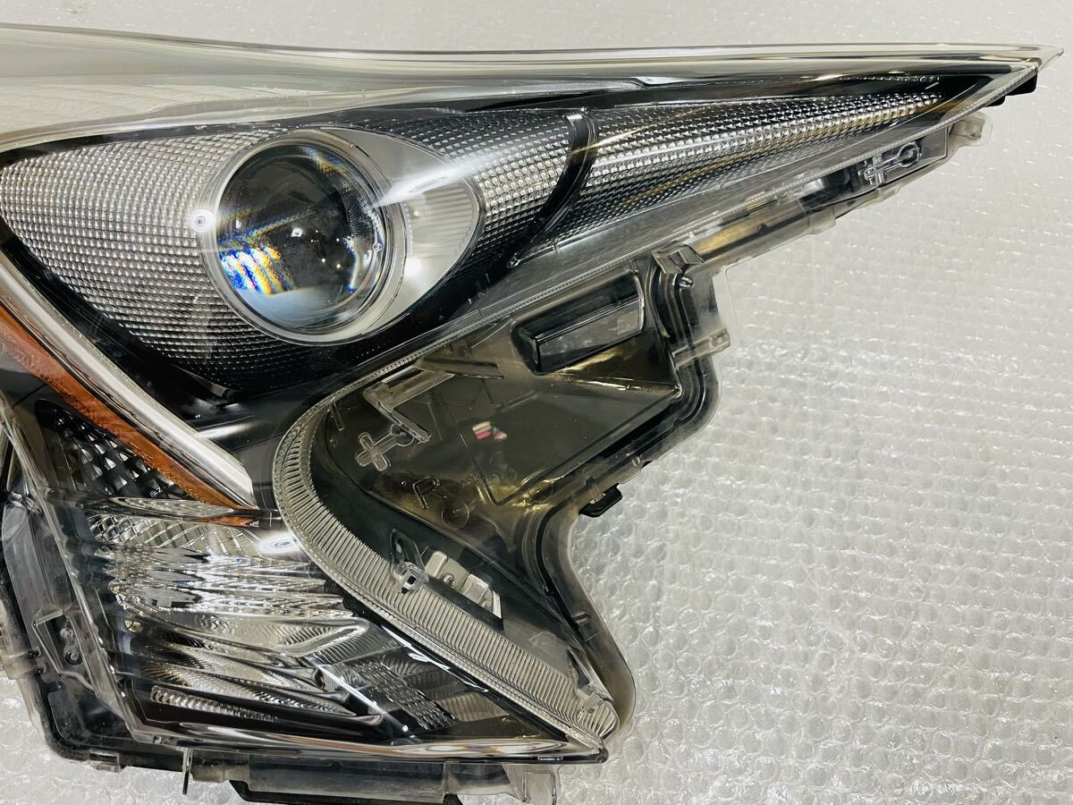 Toyota Prius ZVW50 / ZVW51 / ZVW55 Pre-Facelift LED Headlight Pair image 4