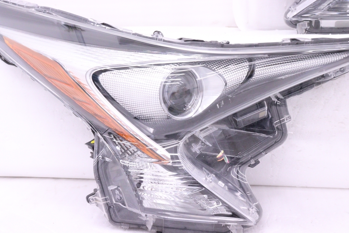 Toyota Prius ZVW50 / ZVW51 / ZVW55 Pre-Facelift LED Headlight Pair image 3