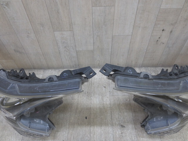 Toyota Prius ZVW50 / ZVW51 / ZVW55 LED Headlight Pair image 4