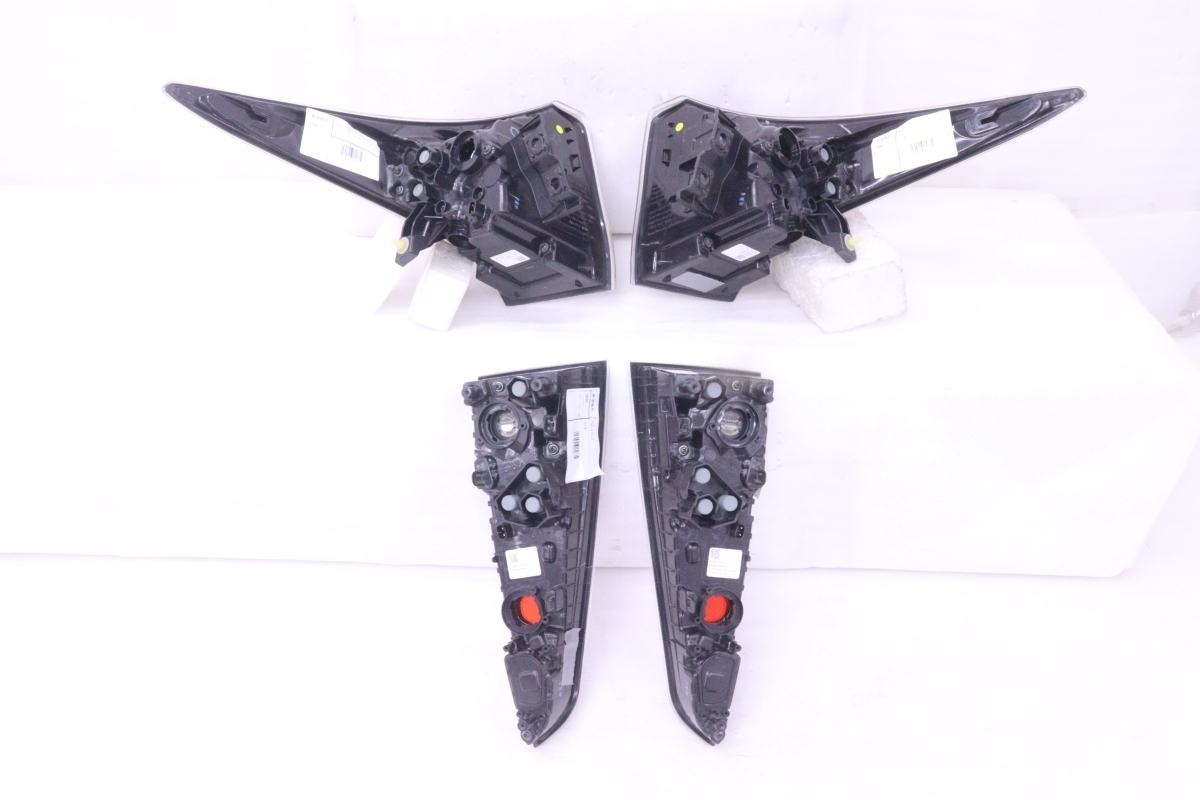 Toyota Prius ZVW50 Pre-Facelift 4-Piece LED Tail Light Set with Rear Fog image 3