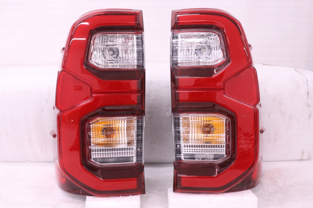 Toyota Hilux GUN125 Facelift LED Tail Light Pair