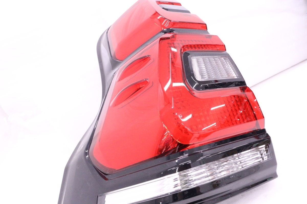 Toyota Land Cruiser Prado 150 Series Facelift LED Tail Light Pair image 2