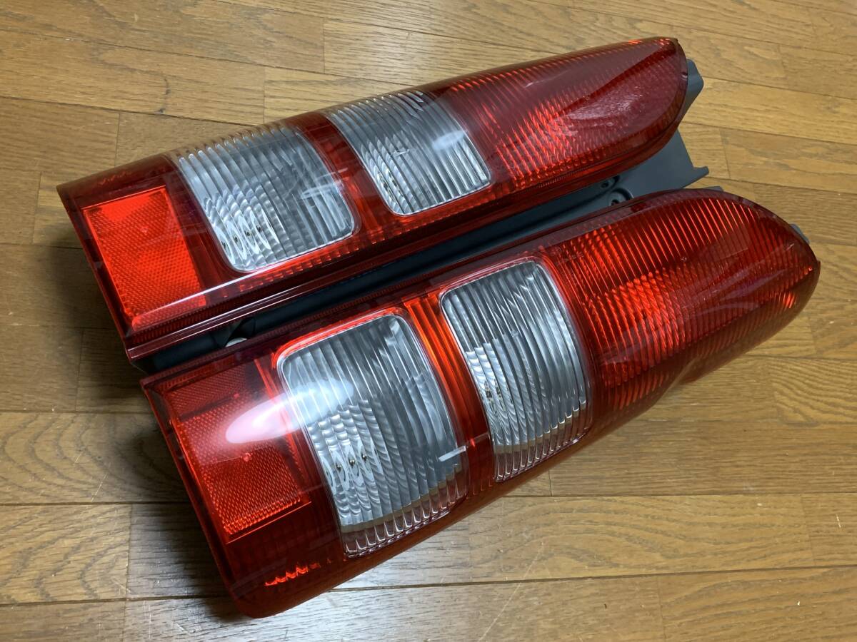 Toyota Hiace / RegiusAce 200 Series Tail Light Pair