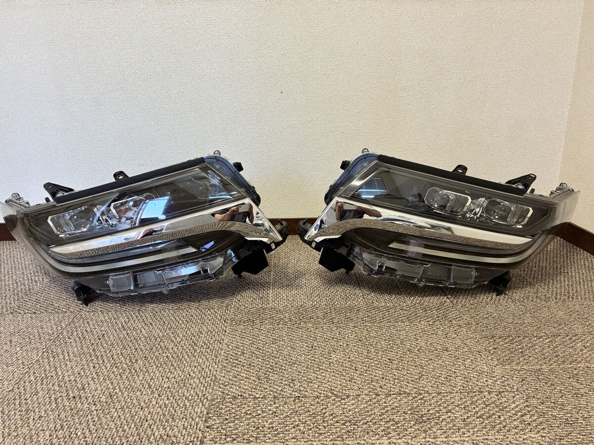 Toyota Alphard 30 Series Facelift 2-Eye LED Headlight Pair