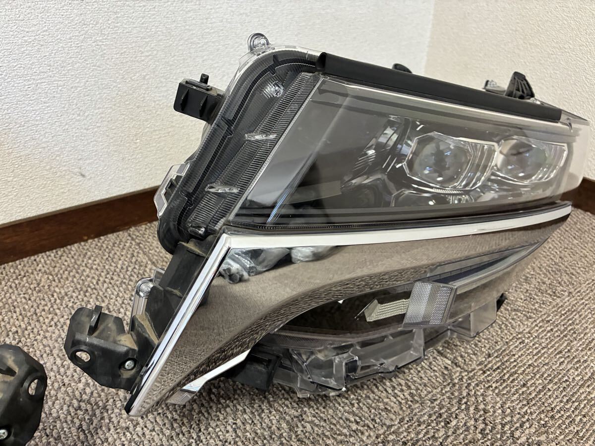 Toyota Alphard 30 Series Facelift 2-Eye LED Headlight Pair image 4