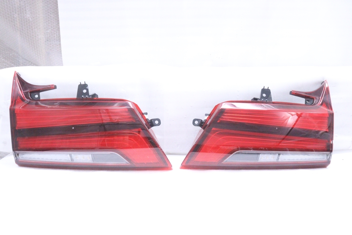 Toyota Alphard GGH30W Facelift LED Tail Light Set