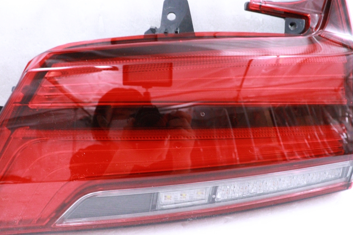 Toyota Alphard 30 Series Facelift Sequential LED Tail Light Set (No Rear Fog) image 2