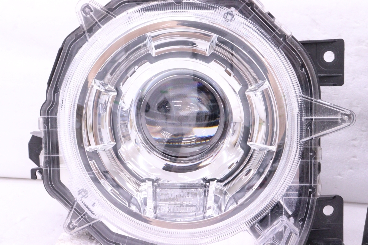 Suzuki Jimny JB64W / JB74W LED Headlight Pair image 3
