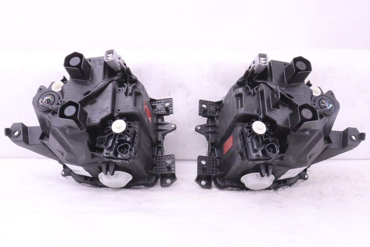 Suzuki Jimny JB64W LED Headlight Pair image 4
