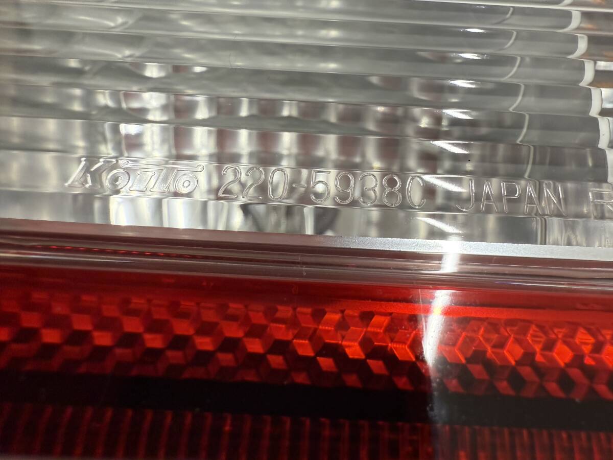 Suzuki Jimny JB64W / JB74W Tail Light Pair image 3